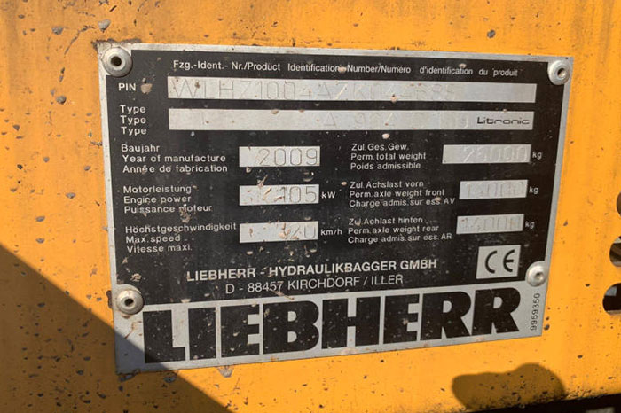 LIEBHERR A904C HD 3